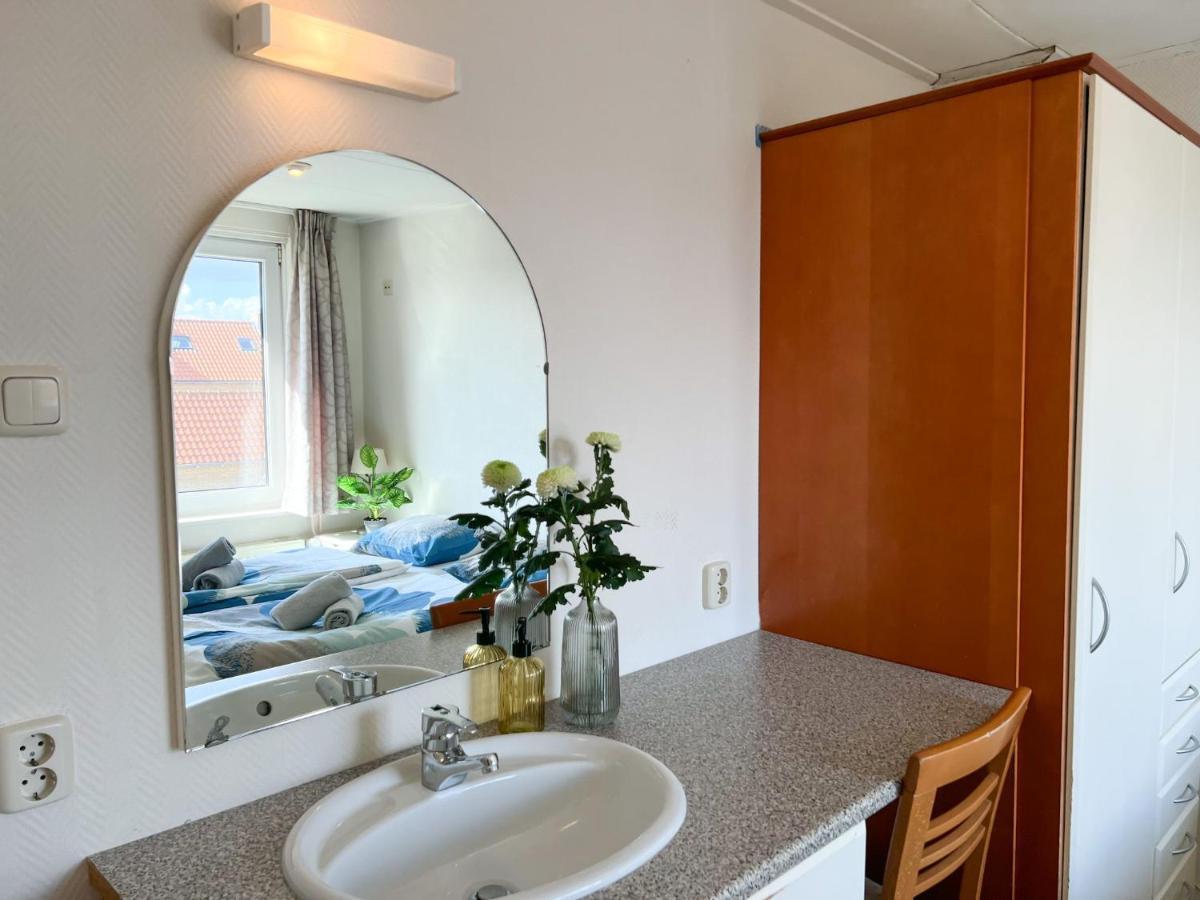Vakantiewoning Met Dakterras - 150m Apartment